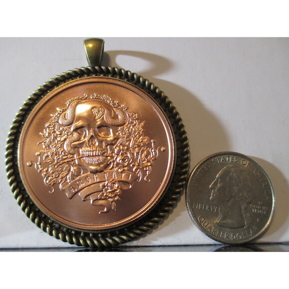 Love of Fate- Amor Fati-Fine Copper Ultra High Relief Round/Pendant - Picture 6 of 7